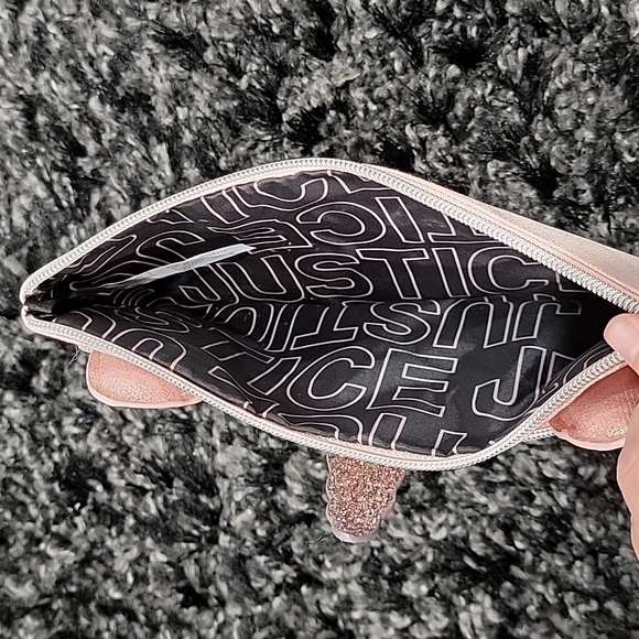 Justice pencil case never used letter A - Picture 4 of 5